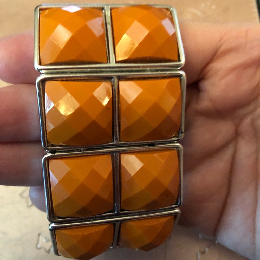 Orange stretchy bracelet